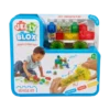 Jelly Blox Creative Kit zachte sensorische blokken, Kind speelt met Jelly Blox Creative Kit, Sensorische bouwblokken gevuld met zand en schuimballetjes